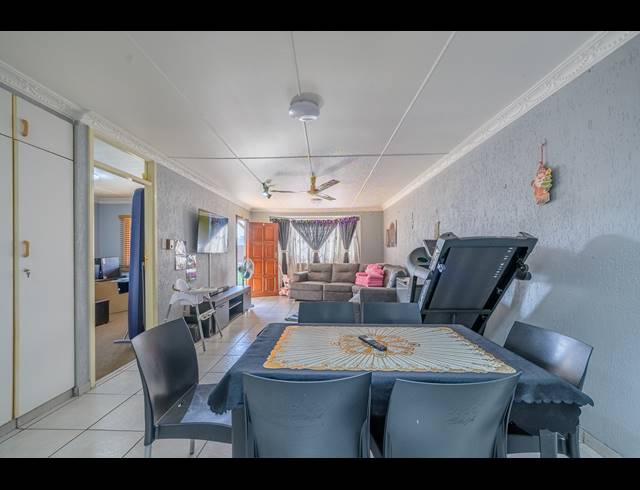 2 BEDROOM APARTMENT FOR SALE IN THE WOLDS